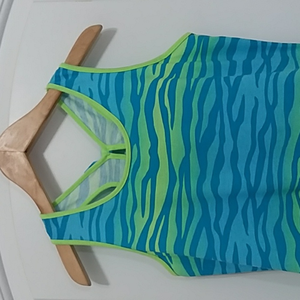 *5/$20* Basic Editions Tank Top - Picture 2 of 8